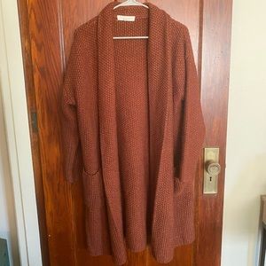 Cozy burnt orange cardigan 🍂